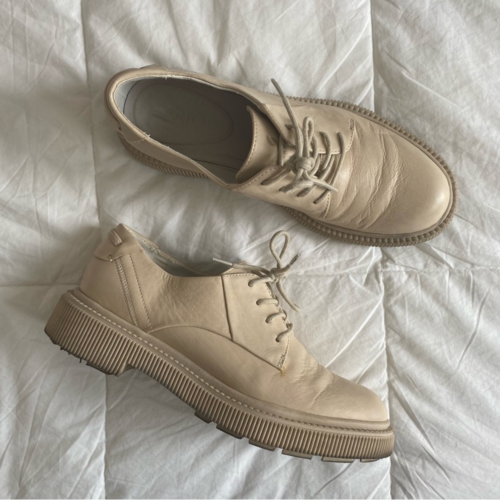Franco Sarto “Jaci” Tan Oxford Lace-Up Shoes